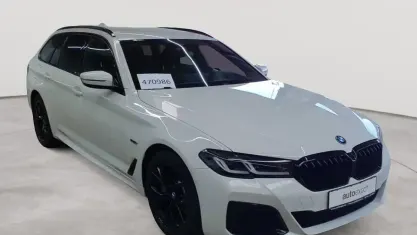 Gebraucht BMW 530e M Sport 184 PS (135 kW) 2022 Alpinweiß Kombi