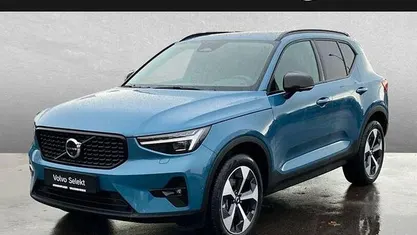 Fjord blue Gebraucht 2025 Volvo XC40 Plus SUV | 41.750 € (Fairer Preis)