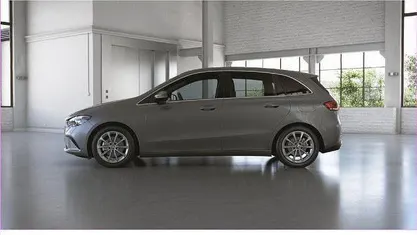 Gebraucht Mercedes B180 Business 116 PS (85 kW) 2022 Grau Van / Kleinbus