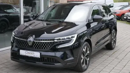 Gebraucht Renault Austral Techno 158 PS (116 kW) 2025 Black pearl schwarz metallic SUV