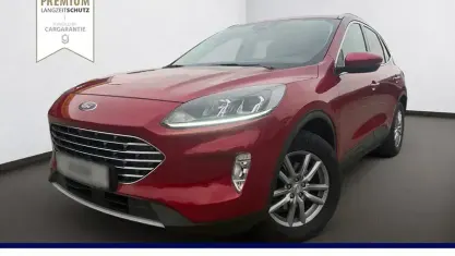 Gebraucht Ford Kuga Titanium 150 PS (110 kW) 2020 Rot SUV