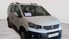 Schneeweiß Gebraucht 2020 Peugeot Rifter Active Van / Kleinbus | 16.190 € (Fairer Preis)