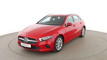 Gebraucht Mercedes A200 163 PS (119 kW) 2019 Rot Limousine
