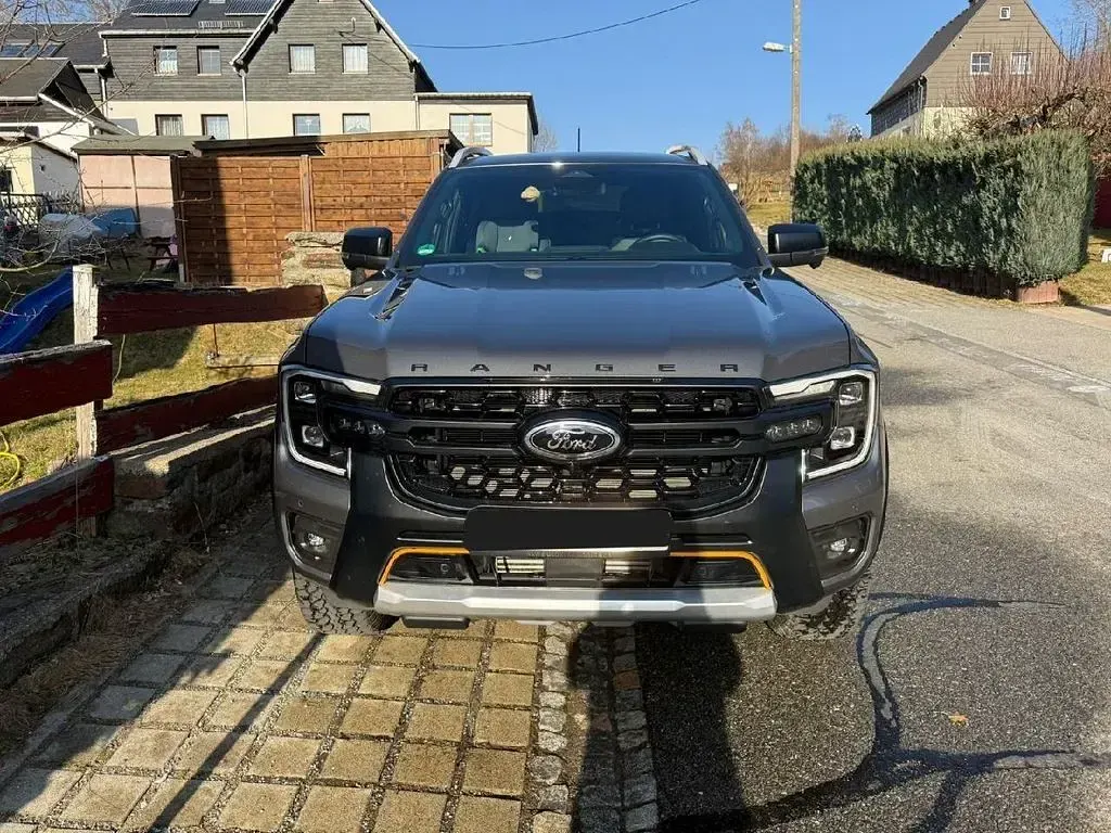 Gebraucht Ford Ranger Wildtrack 205 PS (150 kW) 2025 Grau Pickup