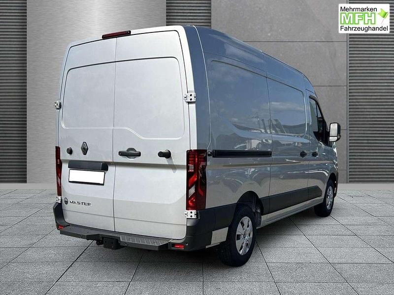 Neu Renault Master 170 PS (125 kW) 2025 Centaurigrau Van / Kleinbus
