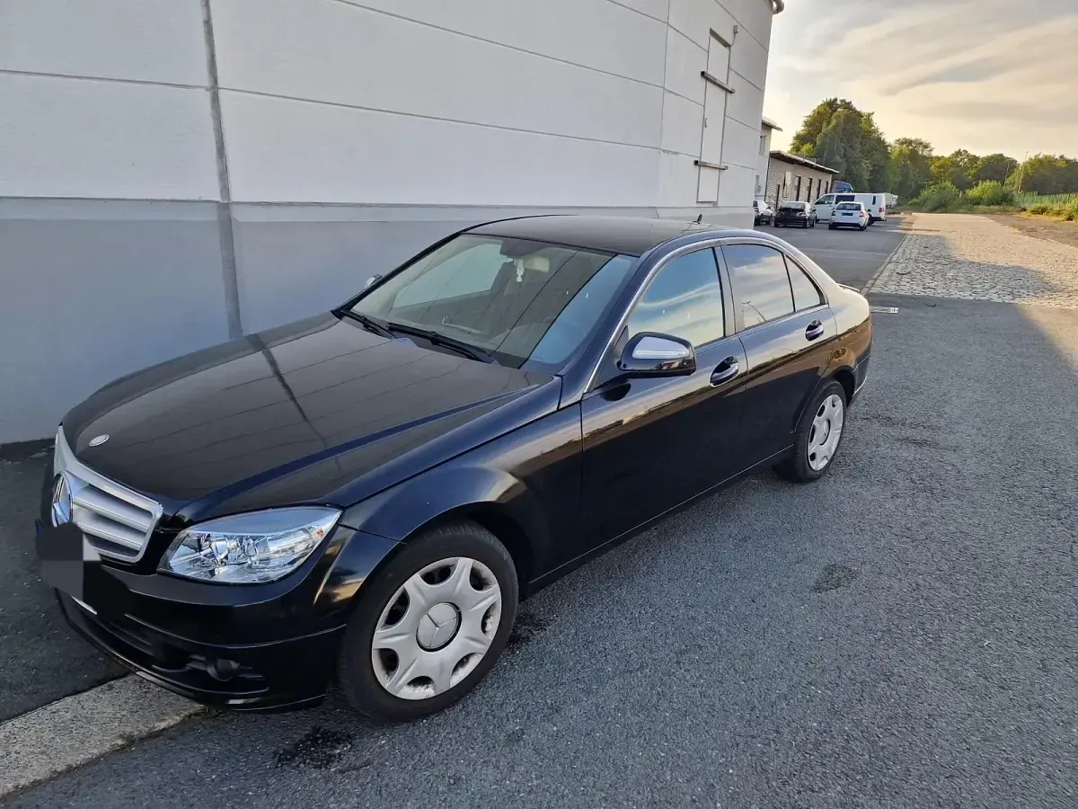 Gebraucht Mercedes C200 136 PS (100 kW) 2007 Schwarz Limousine