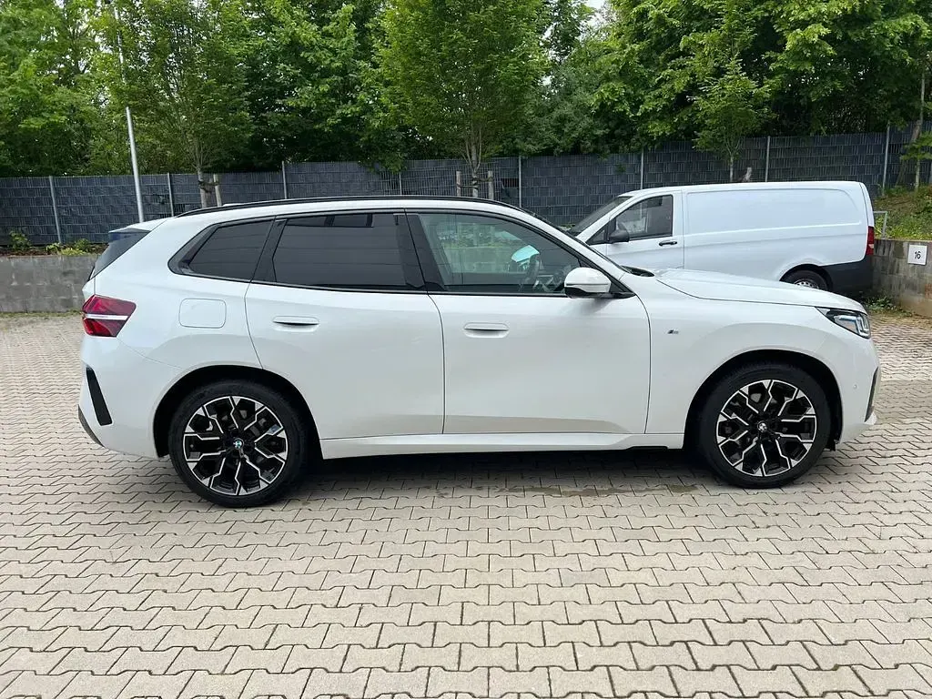 Gebraucht BMW X3 M Sport 197 PS (144 kW) 2025 Weiß SUV