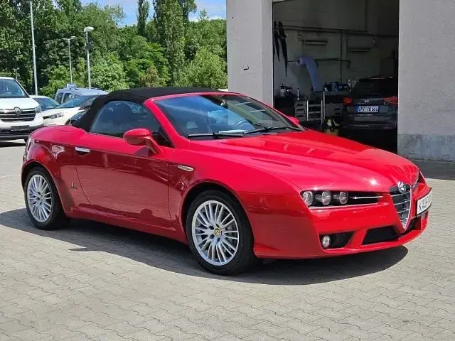 Gebraucht Alfa Romeo Spider 185 PS (136 kW) 2009 Rot Cabrio