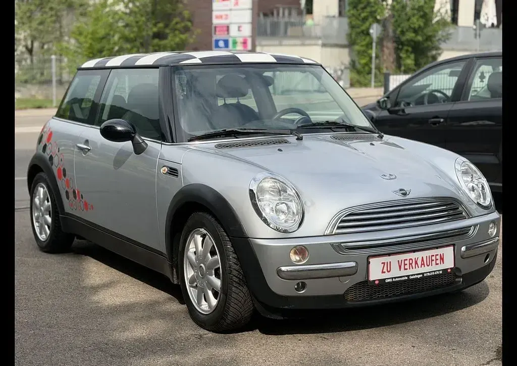 Używany Mini Cooper 116 KM (85 kW) 2002 Srebrny Hatchback