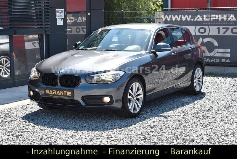 Grau Gebraucht 2016 BMW 118 Advantage Kleinwagen | 12.990 € (Etwas zu teuer) - Bild 1/4