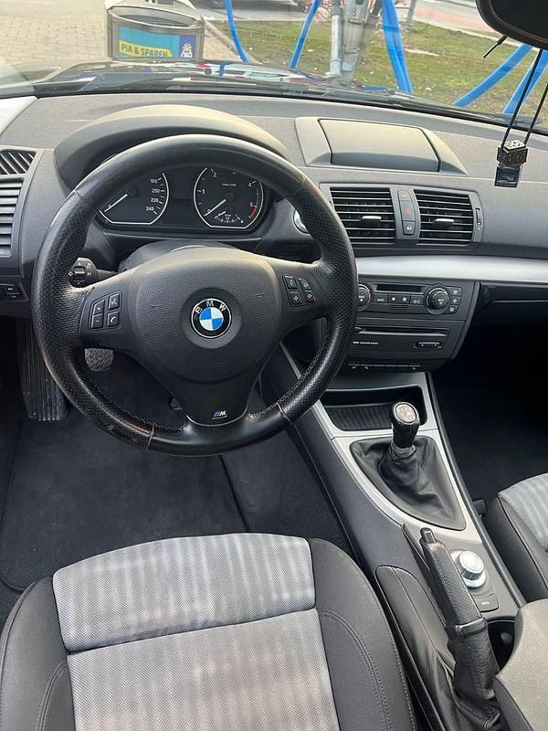 Gebraucht BMW 120 163 PS (119 kW) 2006 Schwarz Kleinwagen