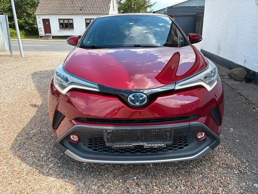 Gebraucht Toyota C-HR Premium 98 PS (72 kW) 2018 Rot SUV