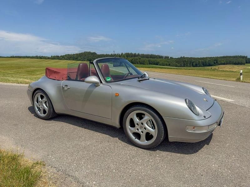 Silber Gebraucht 1997 Porsche 911 Carrera 4 Cabriolet Cabrio | 79.000 € (Fairer Preis) - Bild 1/4