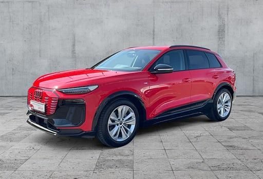 Gebraucht Audi Q6 e-tron Ambiente 285 kW (388 PS) 2025 Rot SUV