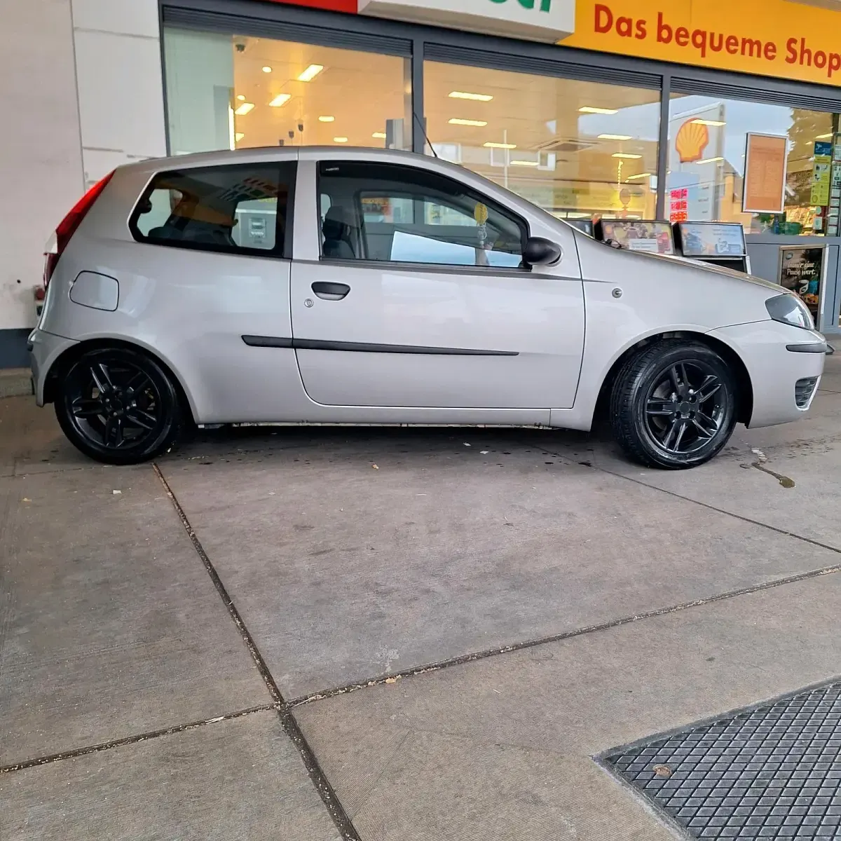 Gebraucht Fiat Punto 60 PS (44 kW) 2004 Silber Kleinwagen