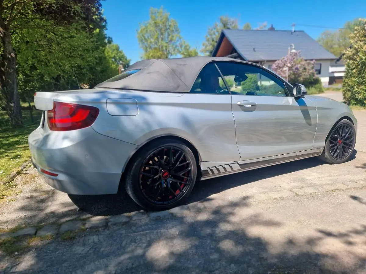 Gebraucht BMW 220 M Sport 184 PS (135 kW) 2015 Silber Cabrio