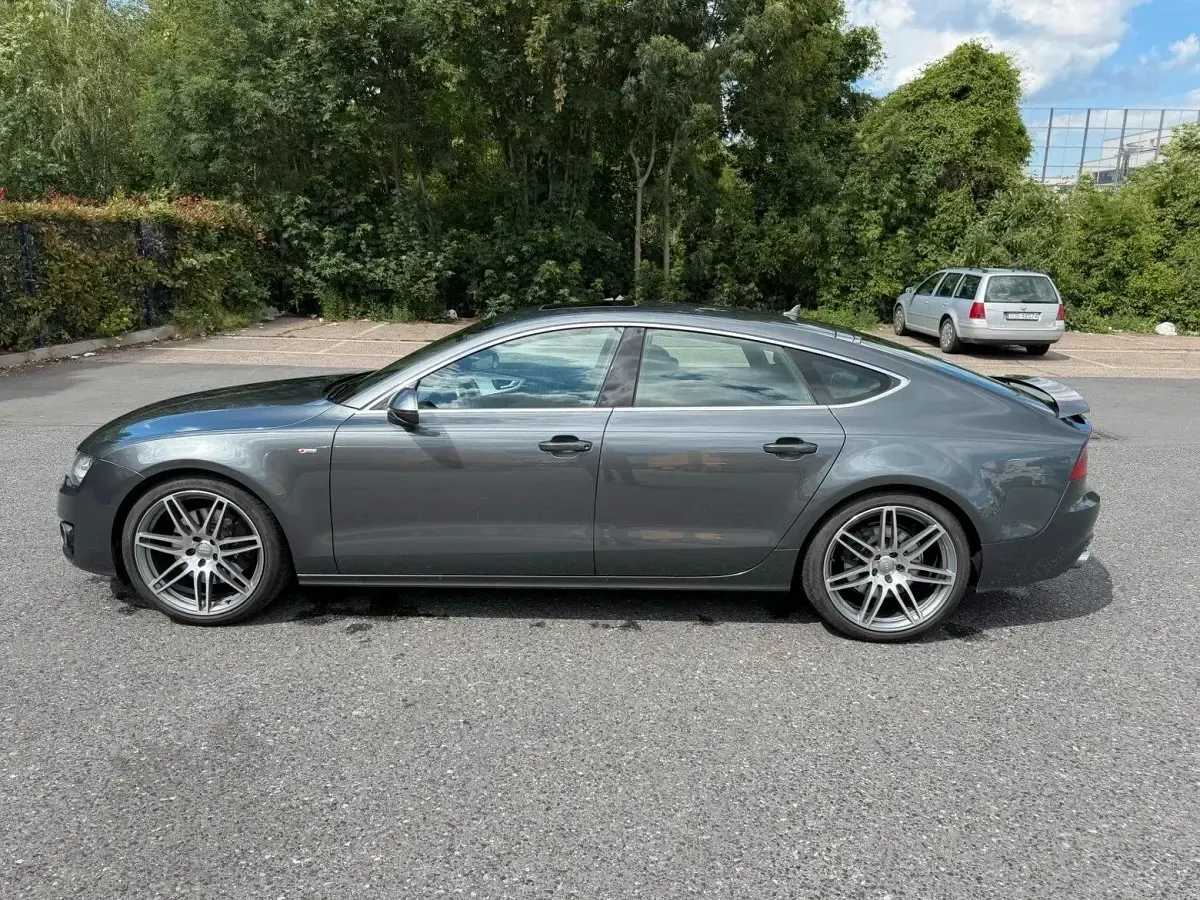 Gebraucht Audi A7 S-Line 245 PS (180 kW) 2011 Andere farben Kleinwagen
