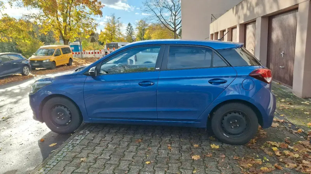 Gebraucht Hyundai i20 Turbo 101 PS (74 kW) 2018 Blau Kleinwagen