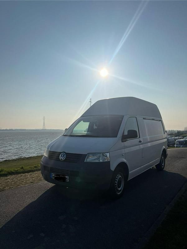 Weiß Gebraucht 2008 VW T5 Van | 11.500 € (Etwas zu teuer) - Bild 1/4