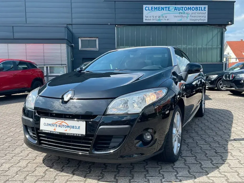 Gebraucht Renault Mégane Cabriolet Dynamique 110 PS (80 kW) 2013 Schwarz Cabrio