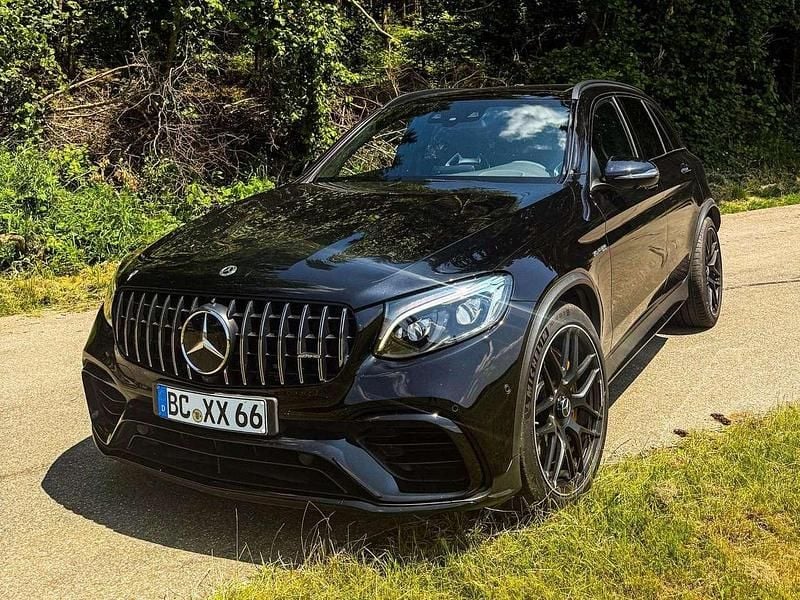 Schwarz Gebraucht 2019 Mercedes GLC63 AMG AMG SUV | 55.999 € (Guter Preis) - Bild 1/4