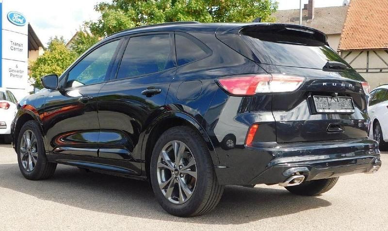 Gebraucht Ford Kuga ST-Line 152 PS (111 kW) 2022 SUV