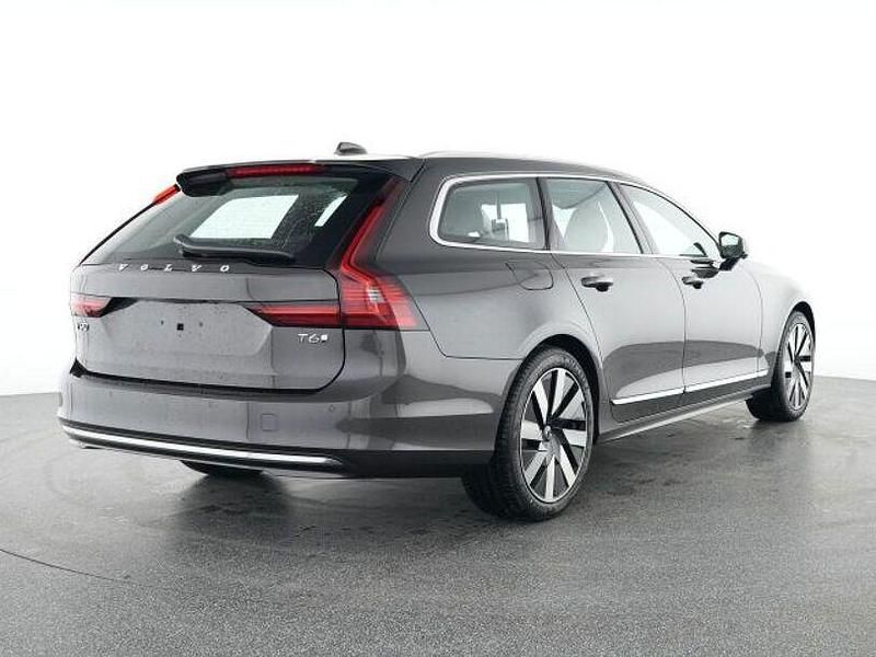 Gebraucht Volvo V90 Plus 253 PS (186 kW) 2025 Grau Kombi