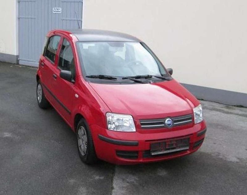 Rot Gebraucht 2007 Fiat Panda Kombi | 2.790 € (Teuer) - Bild 1/4