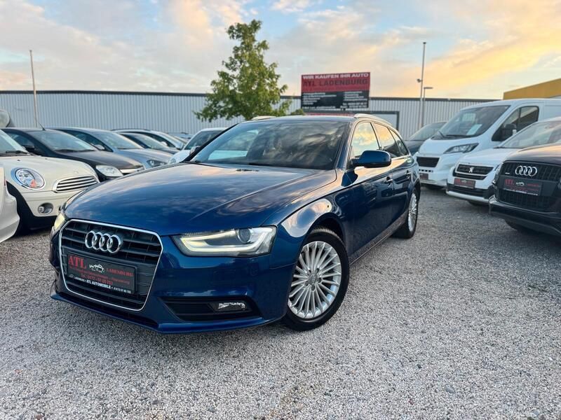 Blau Gebraucht 2012 Audi A4 Attraction Kombi | 9.950 € (Fairer Preis) - Bild 1/4