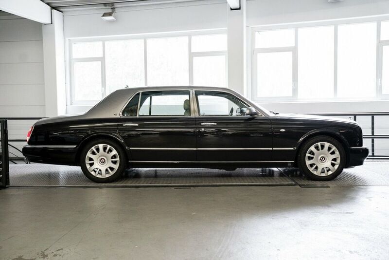 Grau Gebraucht 2007 Bentley Arnage Limousine | 97.500 € - Bild 1/4