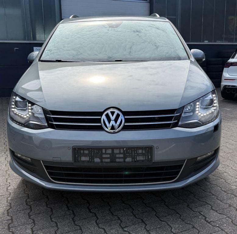 Gebraucht VW Sharan Life 177 PS (130 kW) 2013 Grau Van / Kleinbus