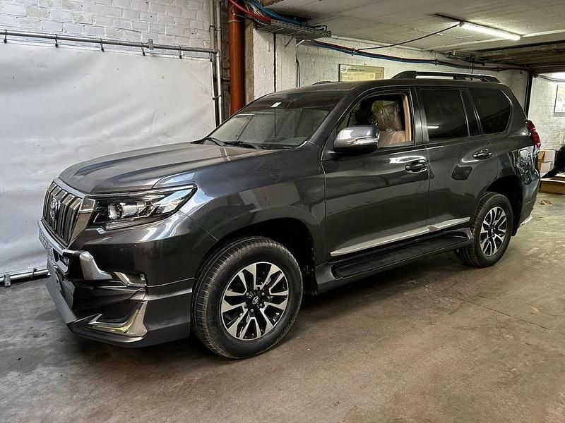 Gebraucht Toyota Prado 231 PS (169 kW) 2013 Braun SUV