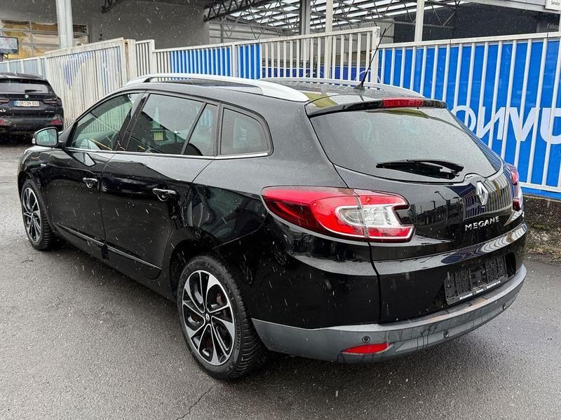 Gebraucht Renault Mégane III Bose Edition 131 PS (96 kW) 2016 Schwarz Limousine