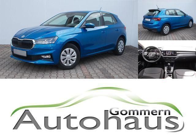 Blau Gebraucht 2024 Skoda Fabia Selection Limousine | 15.950 € (Guter Preis) - Bild 1/4