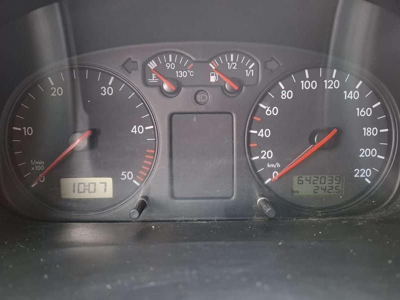 Gebraucht VW T4 102 PS (75 kW) 2001 Van