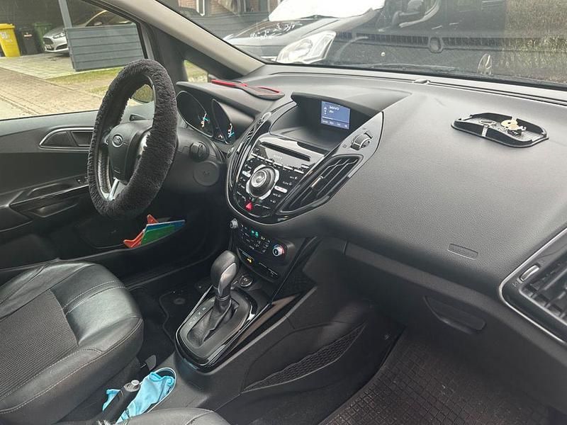 Gebraucht Ford B-MAX Titanium 105 PS (77 kW) 2016 Weiß Van / Kleinbus