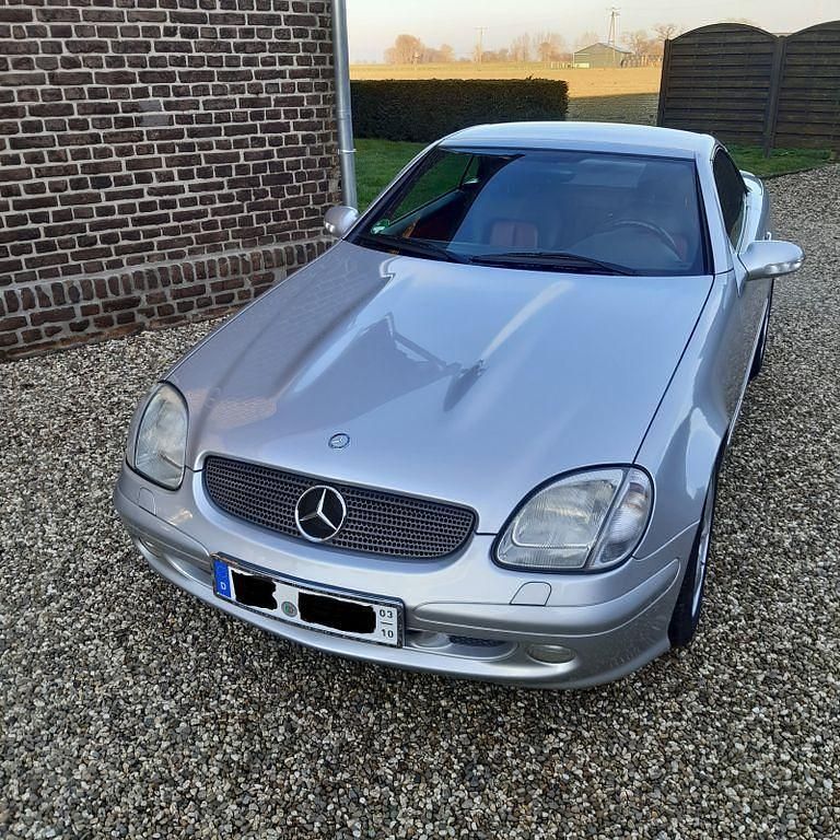 Gebraucht Mercedes SLK320 218 PS (160 kW) 2000 Silber Cabrio