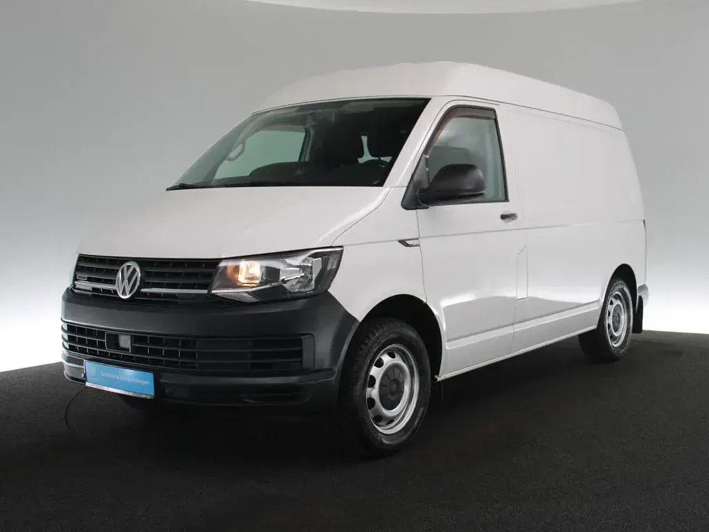 Gebraucht VW Transporter 150 PS (110 kW) 2018 Candyweiß Van
