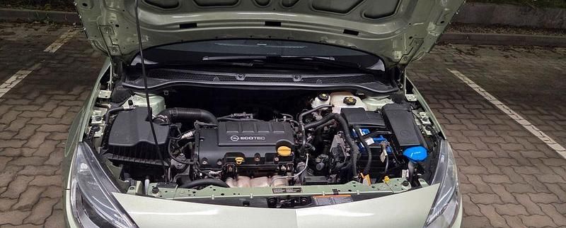 Gebraucht Opel Astra Design Edition 87 PS (63 kW) 2010 Grün Limousine