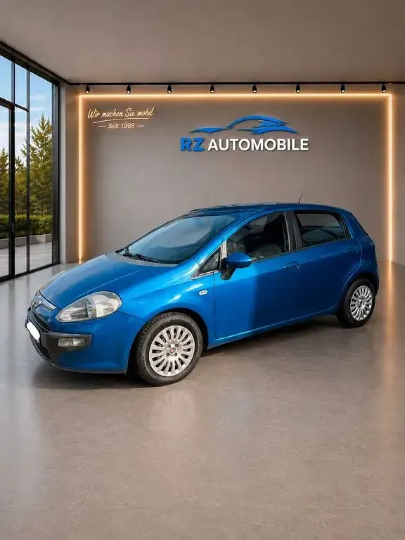 Gebraucht Fiat Punto Evo Dynamic 77 PS (56 kW) 2009 Blau Kleinwagen