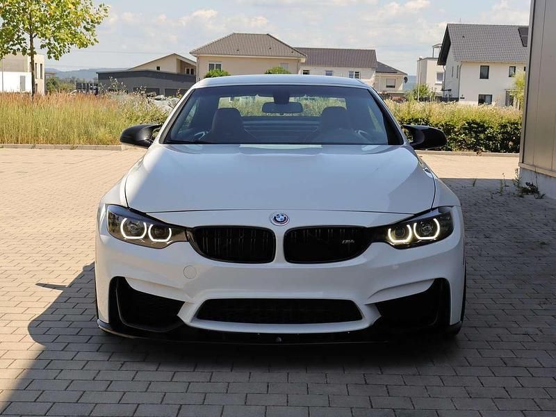 Alpinweiss iii Gebraucht 2017 BMW M4 Cabriolet Performance Cabrio | 42.490 € (Guter Preis) - Bild 1/4