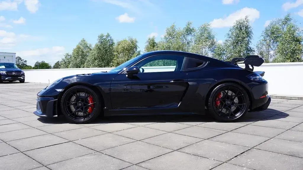 Neu Porsche 718 Cayman GT4 500 PS (367 kW) 2026 Schwarz Coupé