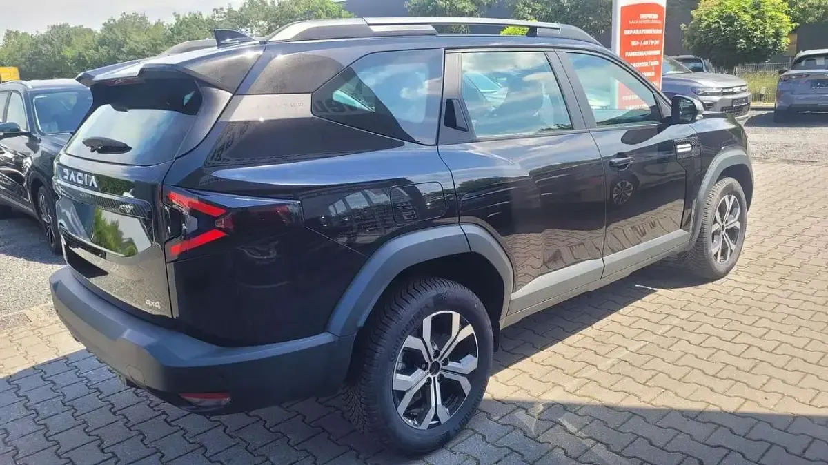 Neu Dacia Bigster 154 PS (113 kW) 2026 Schwarz SUV
