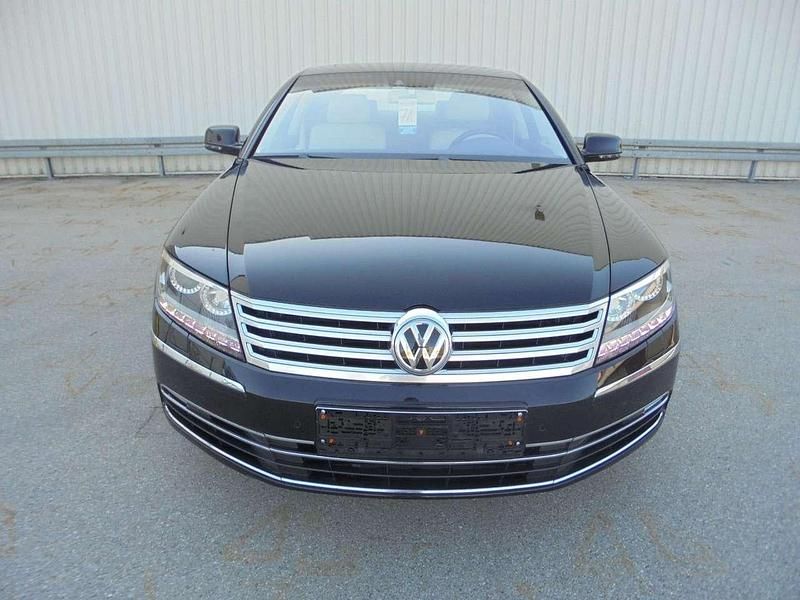 Second-hand VW Phaeton 245 CP (180 kW) 2014 Negru Berlinǎ