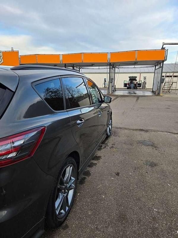Grau Gebraucht 2020 Ford S-MAX ST-Line Van / Kleinbus | 21.999 € (Superpreis) - Bild 1/4
