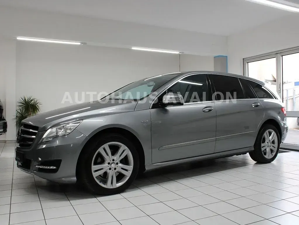 Gebraucht Mercedes R350 211 PS (155 kW) 2012 Grau Kombi