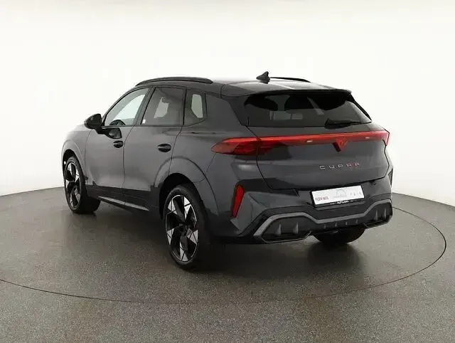 Neu Cupra Terramar 150 PS (110 kW) 2025 Grau SUV