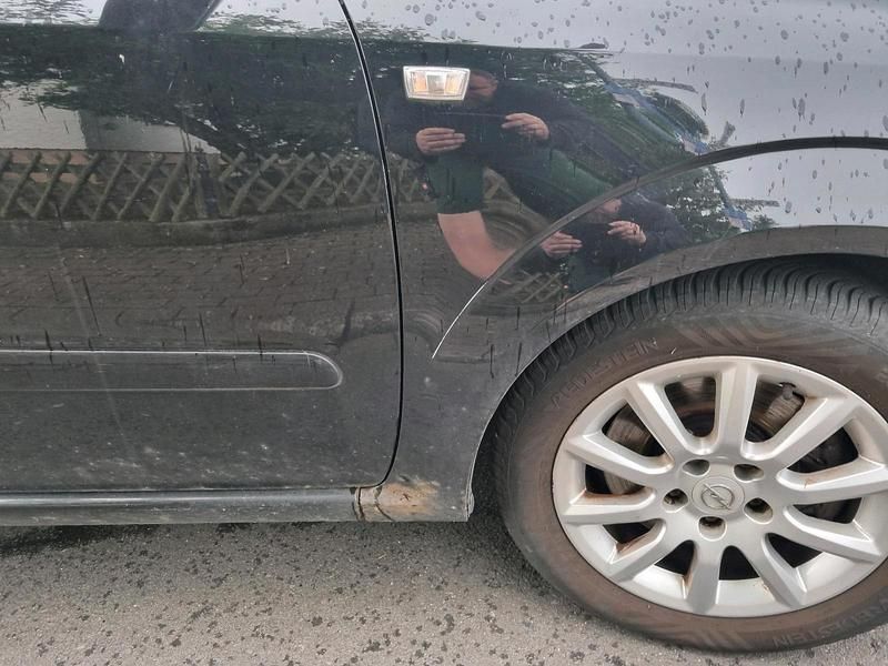 Gebraucht Opel Zafira 150 PS (110 kW) 2006 Schwarz Van / Kleinbus