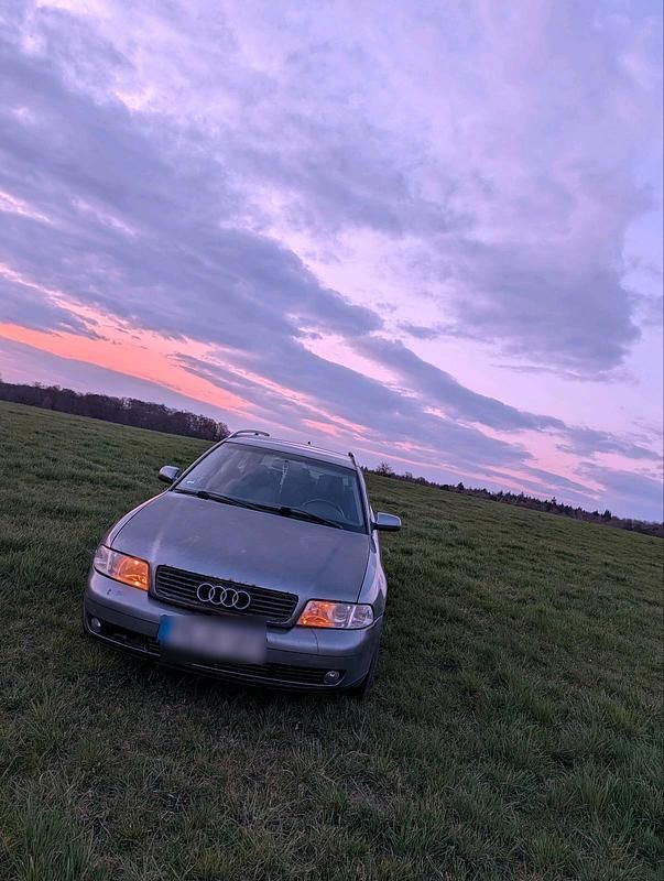 Gebraucht Audi A4 115 PS (84 kW) 2003 Grau Kombi