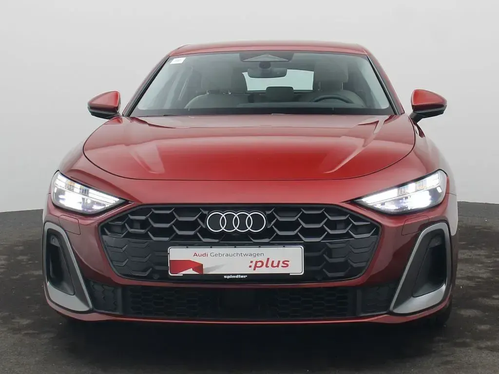 Gebraucht Audi A5 Ambiente 204 PS (150 kW) 2025 Grenadinerot metallic Limousine